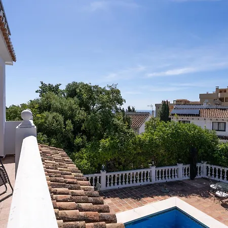 Villa Blue Skies- Calahonda *